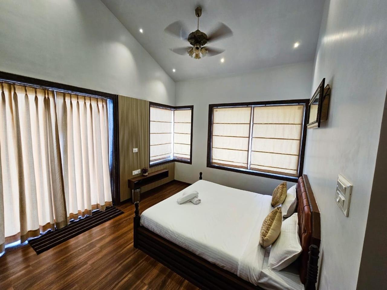 Premium Chalet Lonavala Exterior foto
